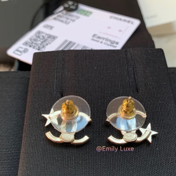 New Chanel CC stars crystals golden color stud earrings - Picture 7 of 12